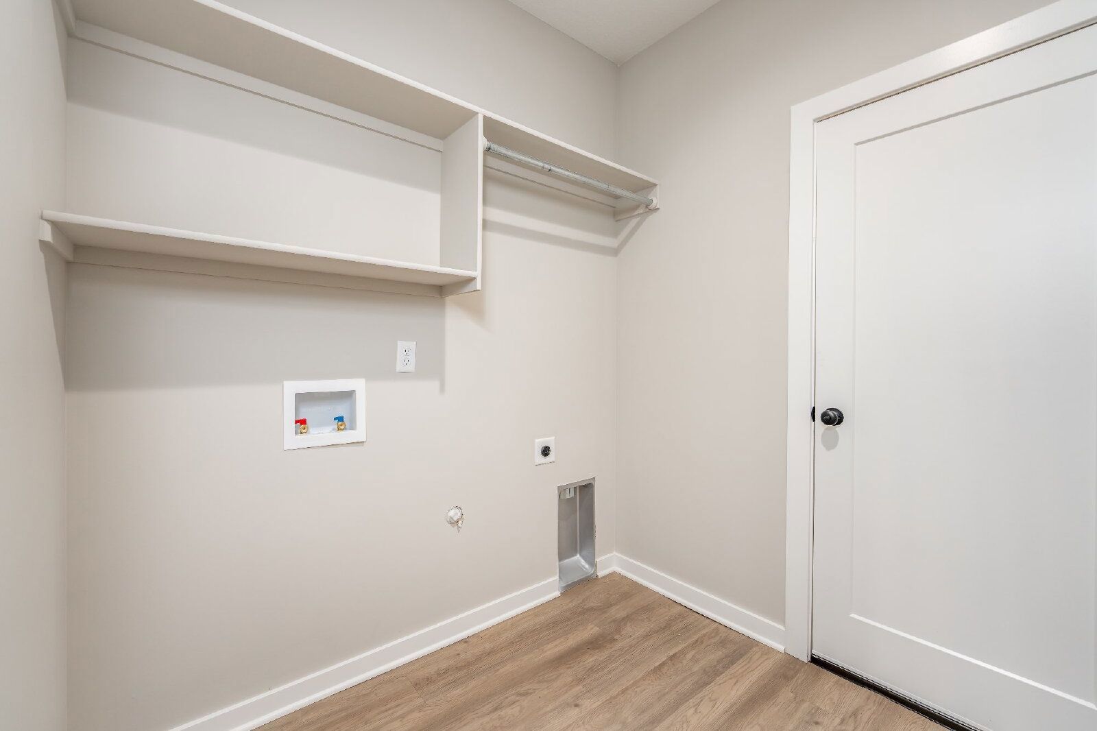 Brand New Three-Bed Two-Bath Townhomes Now Available For Rent LIMITED TIME OFFER: ONE MONTH FREE RENT*! property image