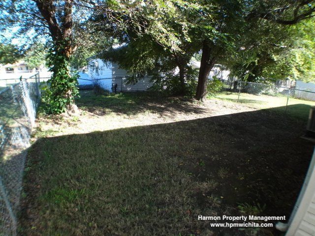 Newer 3 Bed 2 Bath Duplex Near 21st & Amidon - 1 MONTH FREE RENT AFTER 3 MONTHS PAID ON TIME property image