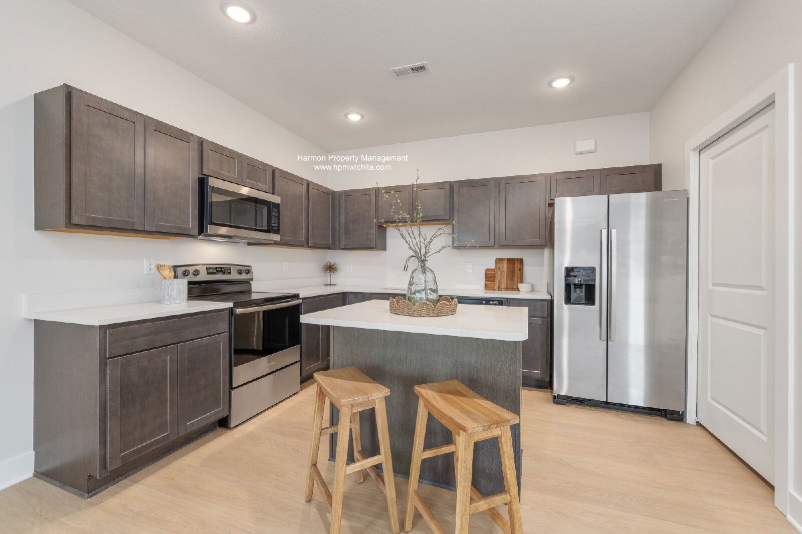 Brand New Three-Bed Two-Bath Townhomes Now Available For Rent LIMITED TIME OFFER: ONE MONTH FREE RENT*! property image