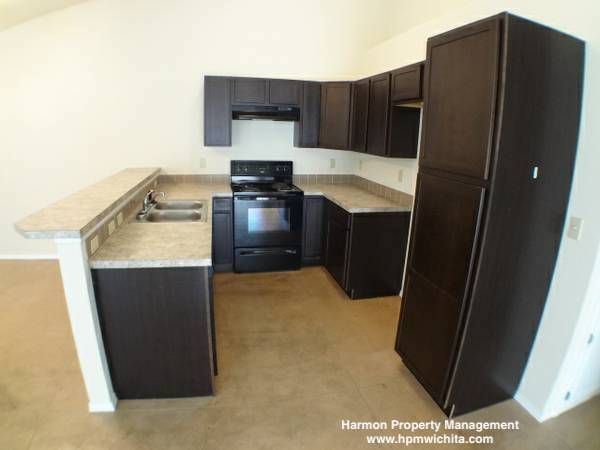 Newer 3 Bed 2 Bath Duplex Near 21st & Amidon - 1 MONTH FREE RENT AFTER 3 MONTHS PAID ON TIME property image