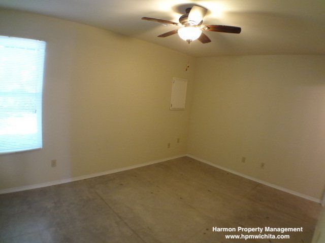 Newer 3 Bed 2 Bath Duplex Near 21st & Amidon - 1 MONTH FREE RENT AFTER 3 MONTHS PAID ON TIME property image
